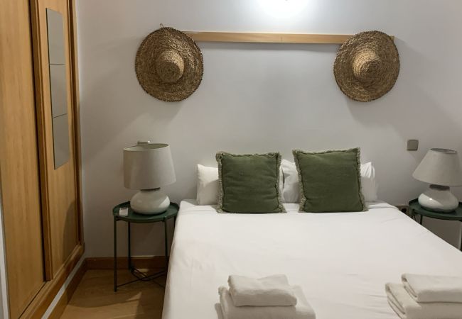 Apartamento en Madrid - Ático Chic en el Centro Histórico de Madrid Apartamento en Madrid - Ático Chic en el Centro Histórico de Madrid