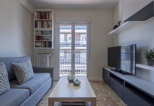 Apartamento en Madrid - Plaza de las Ventas II-Agradable apartamento cercano a la Plaza de Toros de Las Ventas Apartamento en Madrid - Plaza de las Ventas II-Agradable apartamento cercano a la Plaza de Toros de Las Ventas
