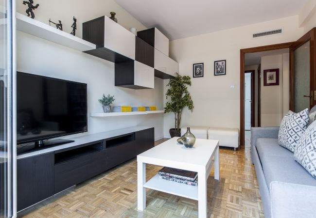 Apartamento en Madrid - Plaza de las Ventas II-Agradable apartamento cercano a la Plaza de Toros de Las Ventas Apartamento en Madrid - Plaza de las Ventas II-Agradable apartamento cercano a la Plaza de Toros de Las Ventas