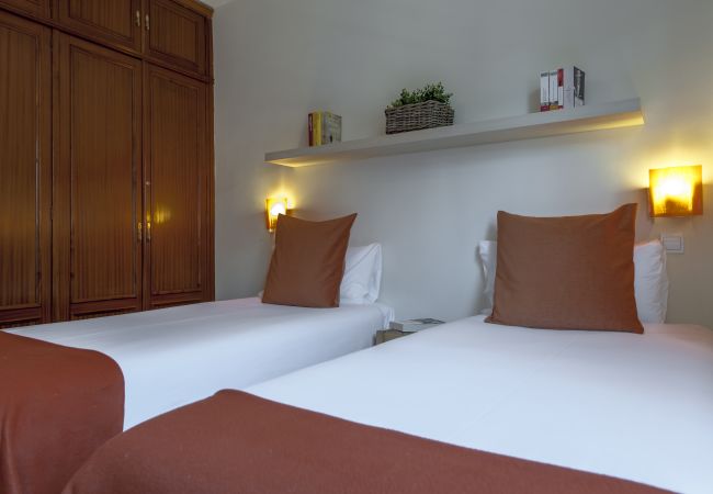 Apartamento en Madrid - Plaza de las Ventas II-Agradable apartamento cercano a la Plaza de Toros de Las Ventas Apartamento en Madrid - Plaza de las Ventas II-Agradable apartamento cercano a la Plaza de Toros de Las Ventas