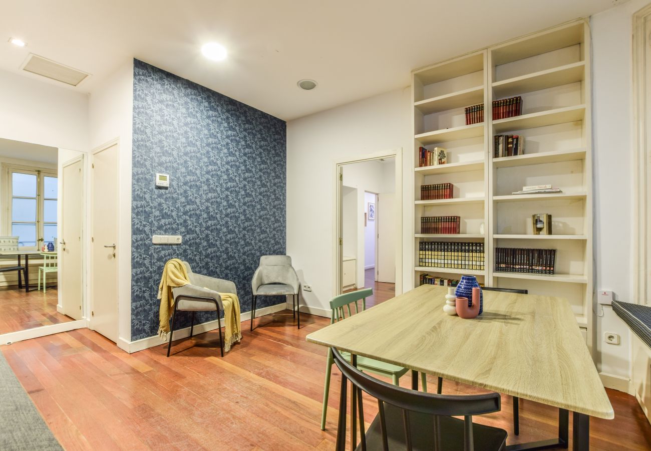 Apartamento en Madrid - Fuencarral V - Elegante y Amplio apartamento en Gran Vía
