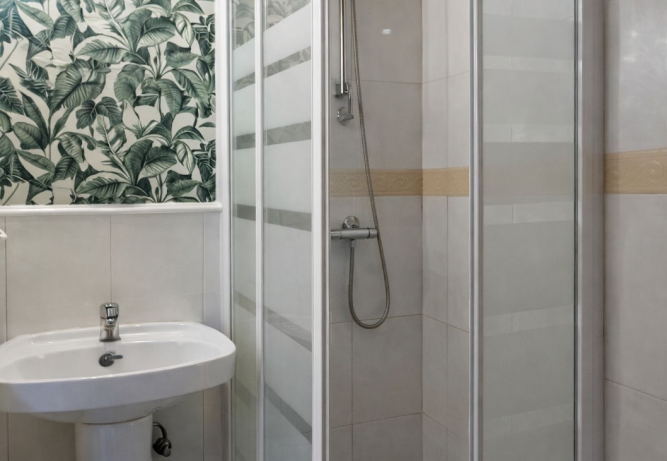 Apartamento en Madrid - Guernica II-Moderno apartamento cercano a la estación de Atocha 