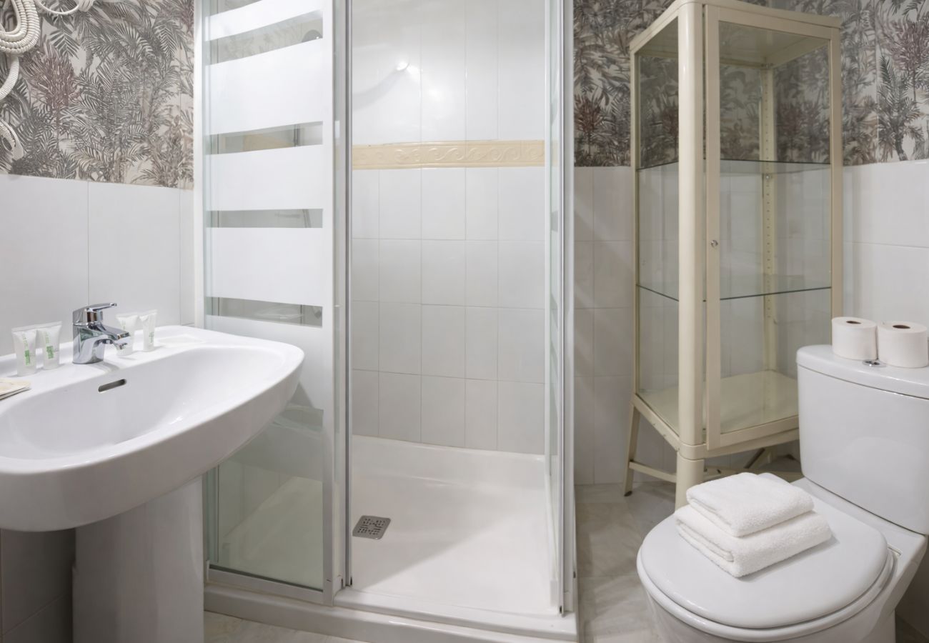 Apartamento en Madrid - Guernica II-Moderno apartamento cercano a la estación de Atocha 