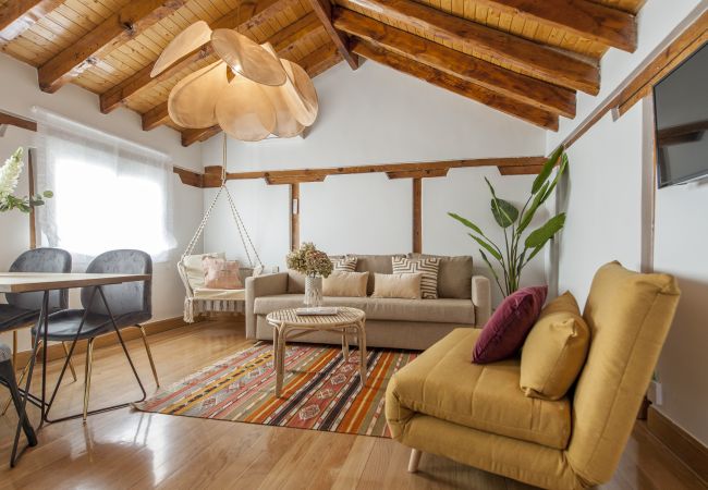 Apartamento en Madrid - Ático Quevedo-Acogedor apartamento en Chamberí