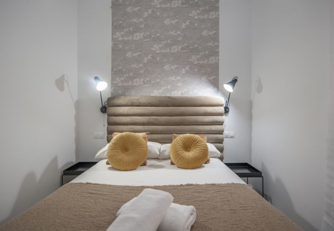 Apartamento en Madrid - La Latina I - Hermoso apartamento de 2 habs. Apartamento en Madrid - La Latina I - Hermoso apartamento de 2 habs.