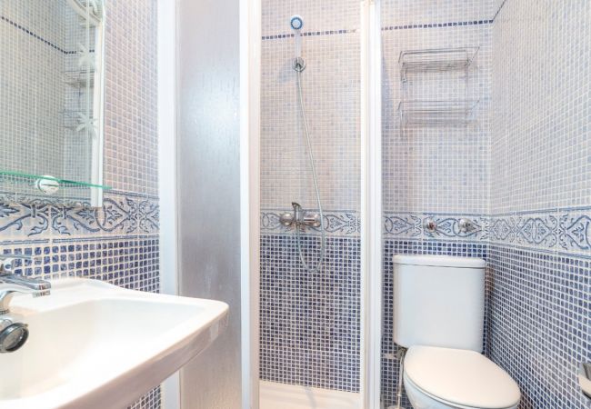 Apartamento en Sevilla - Las Setas: Refugio Urbano con Estilo Apartamento en Sevilla - Las Setas: Refugio Urbano con Estilo