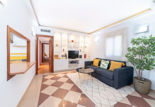 Apartamento en Sevilla - Las Setas: Refugio Urbano con Estilo Apartamento en Sevilla - Las Setas: Refugio Urbano con Estilo