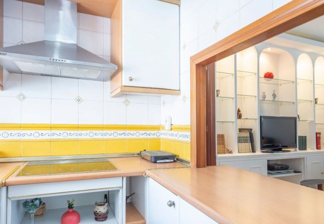 Apartamento en Sevilla - Las Setas: Refugio Urbano con Estilo Apartamento en Sevilla - Las Setas: Refugio Urbano con Estilo