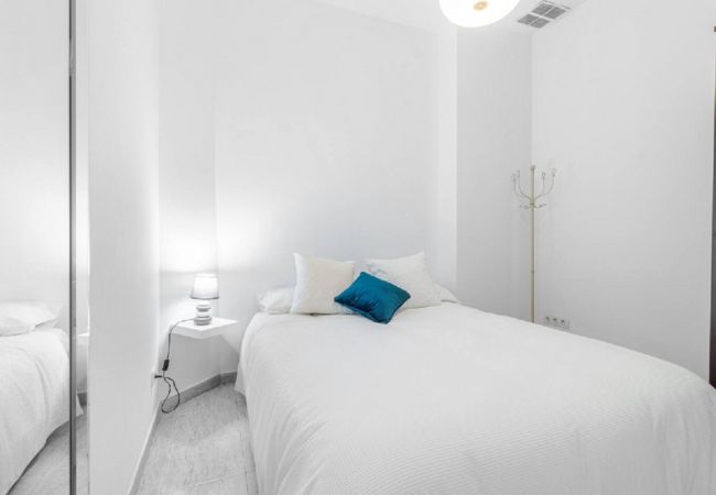 Apartamento en Las Palmas de Gran Canaria - Alterhome amplio apartamento Playa de las Canteras 