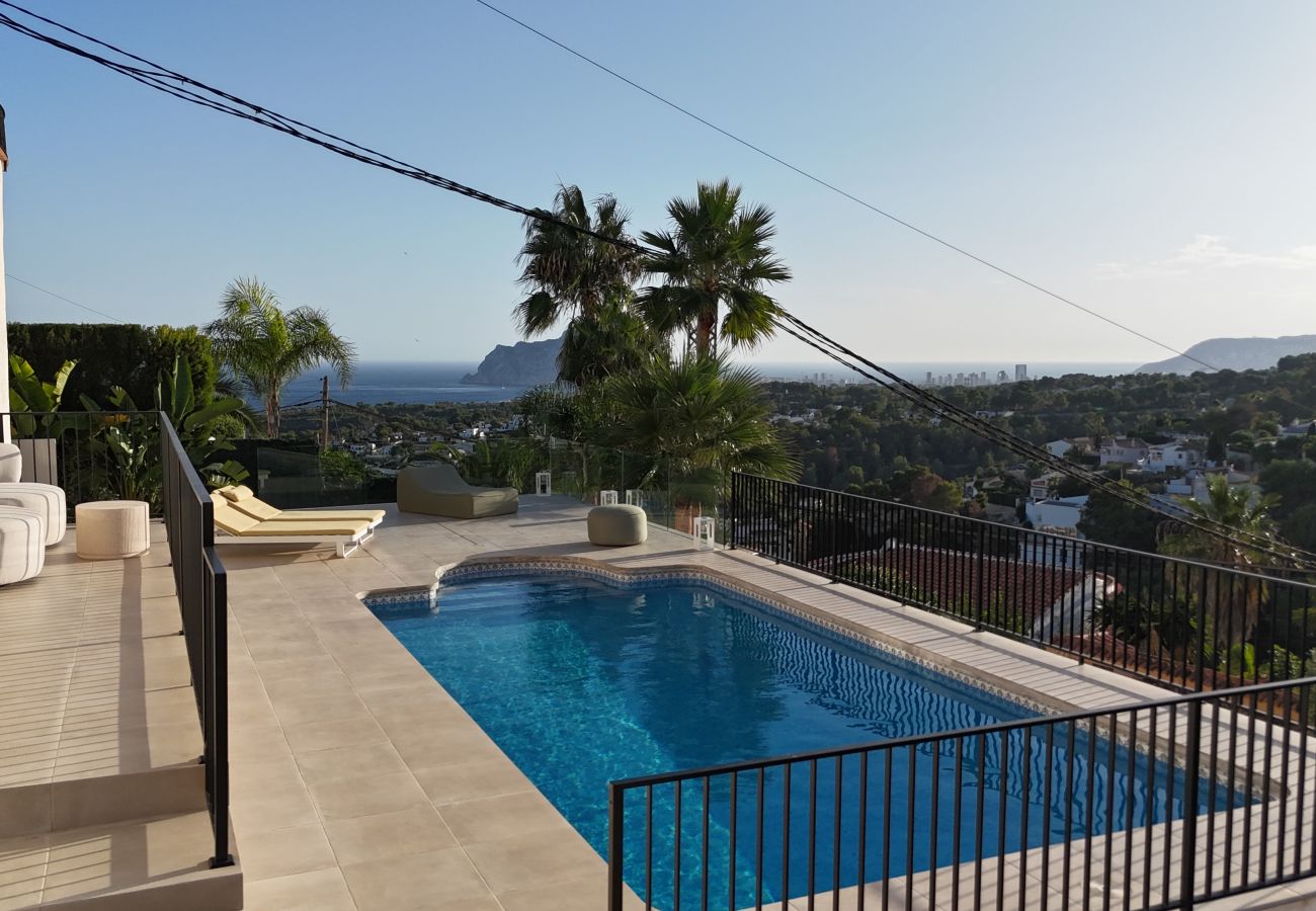 Chalet en Benissa - Villa con piscina y encanto en Benissa