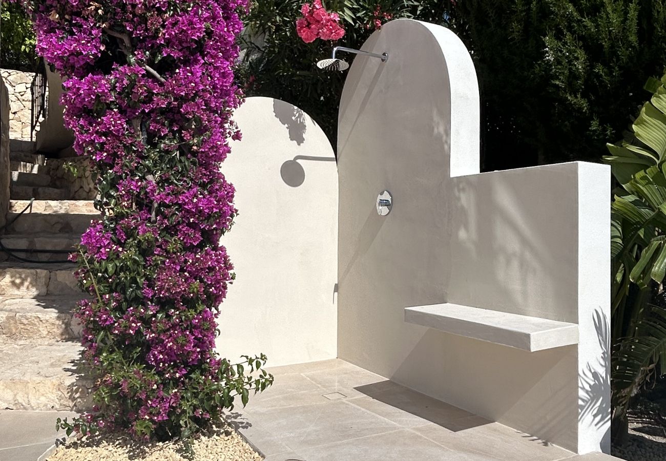 Chalet en Benissa - Villa con piscina y encanto en Benissa