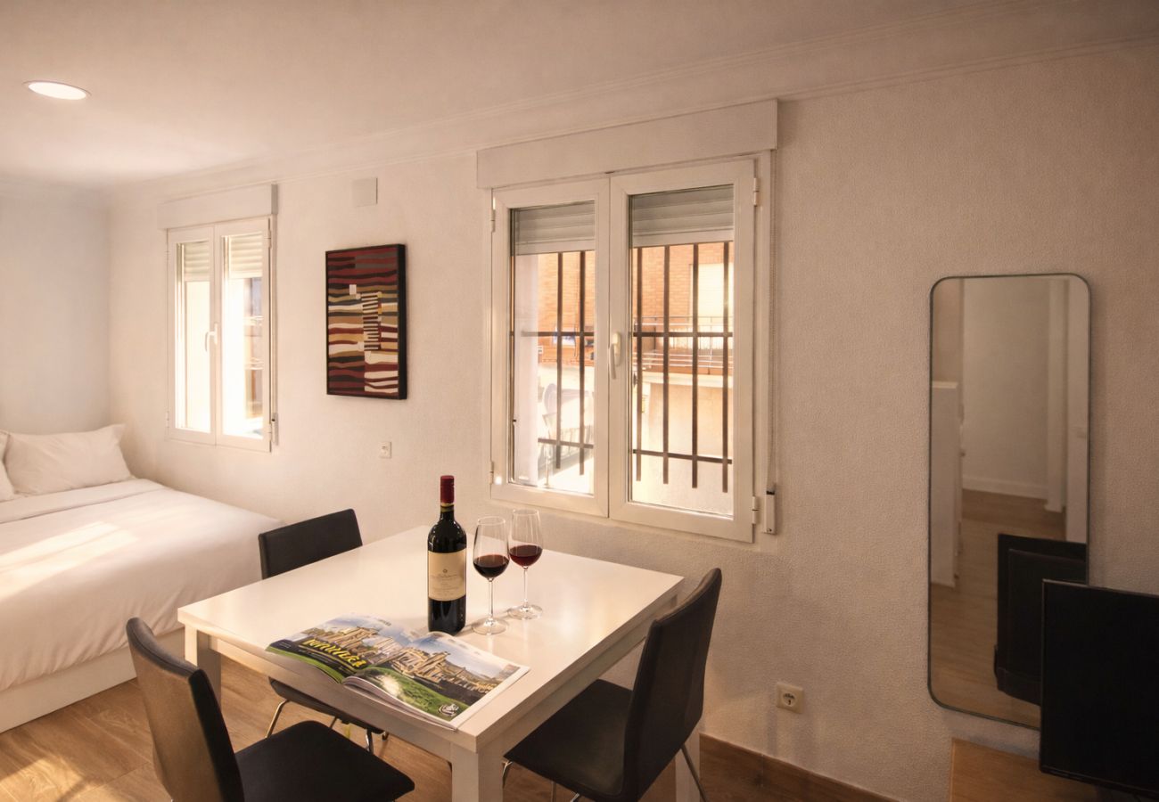 Apartamento en Madrid - Diseño y Comodidad en el Corazón de Madrid Río