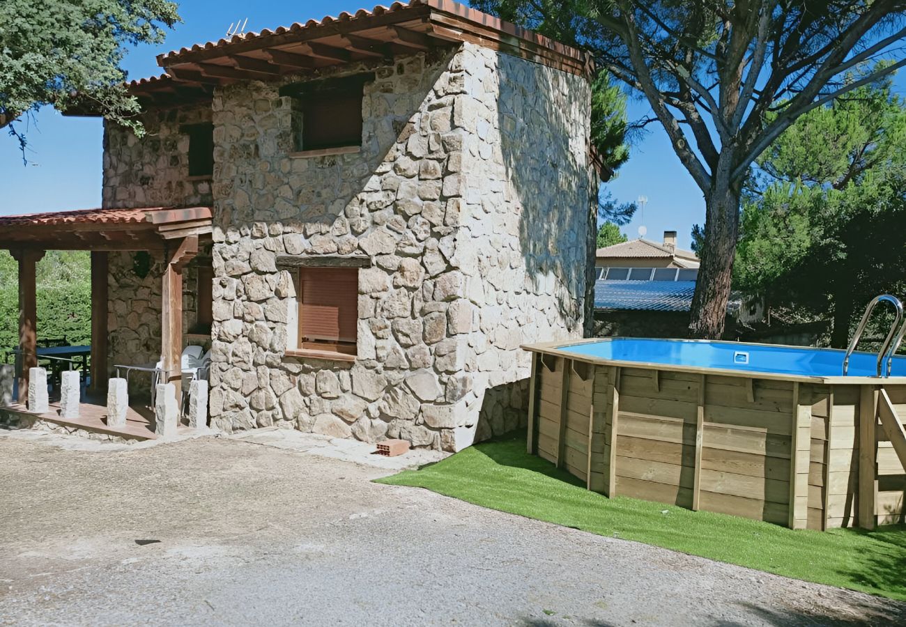 Casa rural en Peñalba - Casa rural a escasa distancia de Ávila