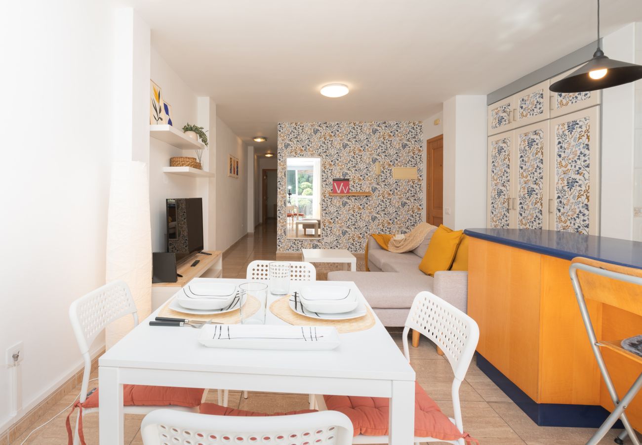 Apartamento en Santa Cruz de Tenerife - Apartamento familiar en Santa Cruz: ¡Tranquilidad y comodidad!
