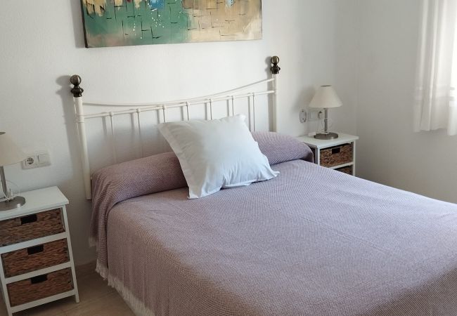 Apartamento en Denia - Dénia: Sol, Piscina y Relax en Familia Apartamento en Denia - Dénia: Sol, Piscina y Relax en Familia