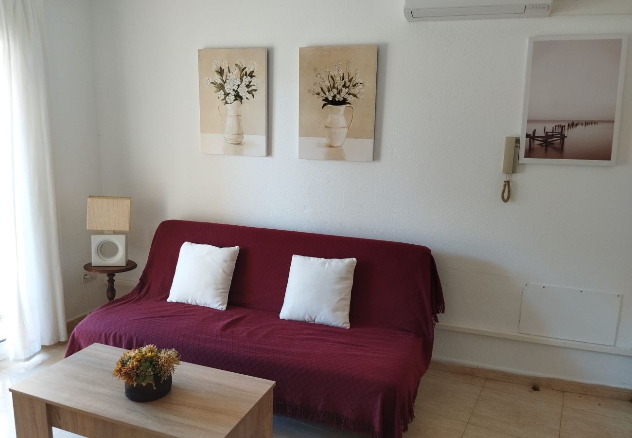 Apartamento en Denia - Apartamento en Dénia con Terraza y Piscina – Ideal para Familias