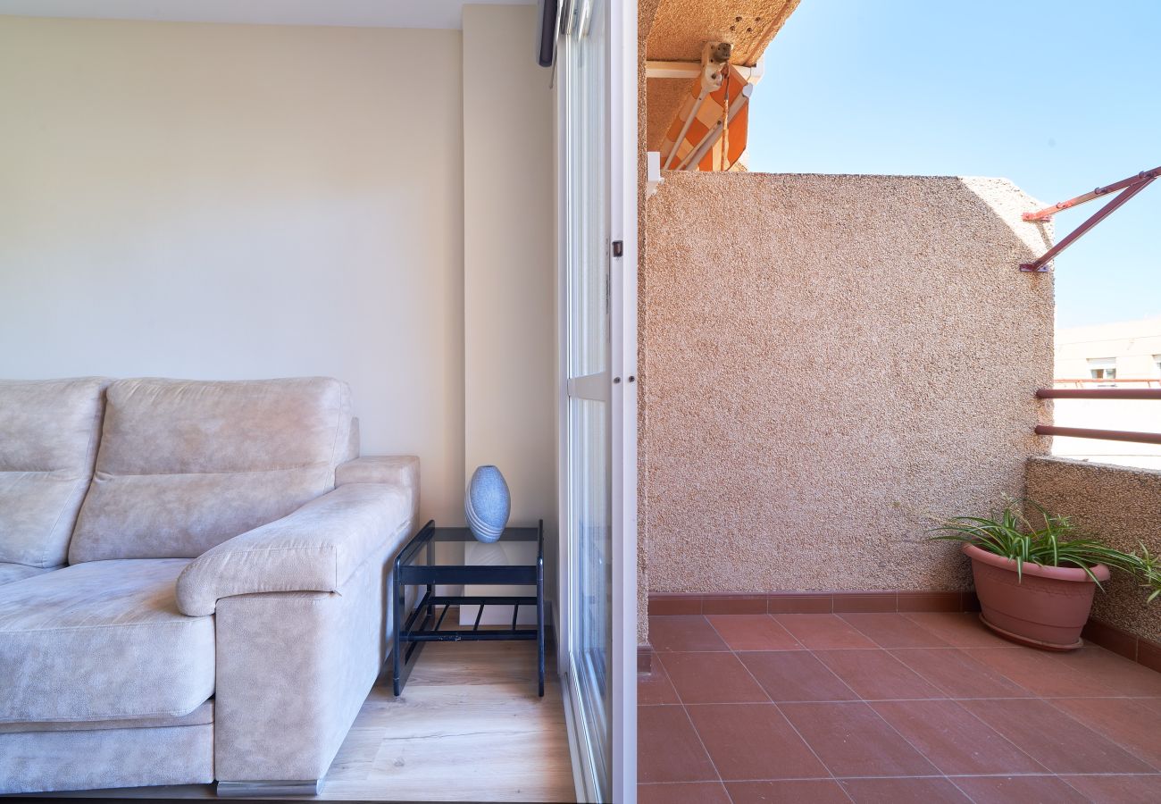 Apartamento en Málaga - A pasos de la playa: Amplio apartamento en Málaga