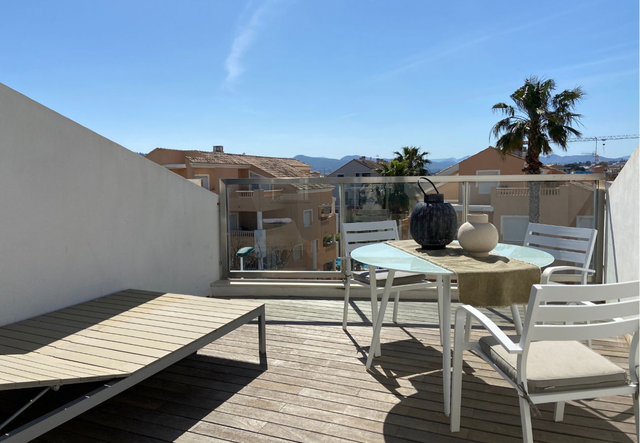 Apartamento en Javea / Xàbia - Apartamento frente al mar con terraza y vistas en Jávea