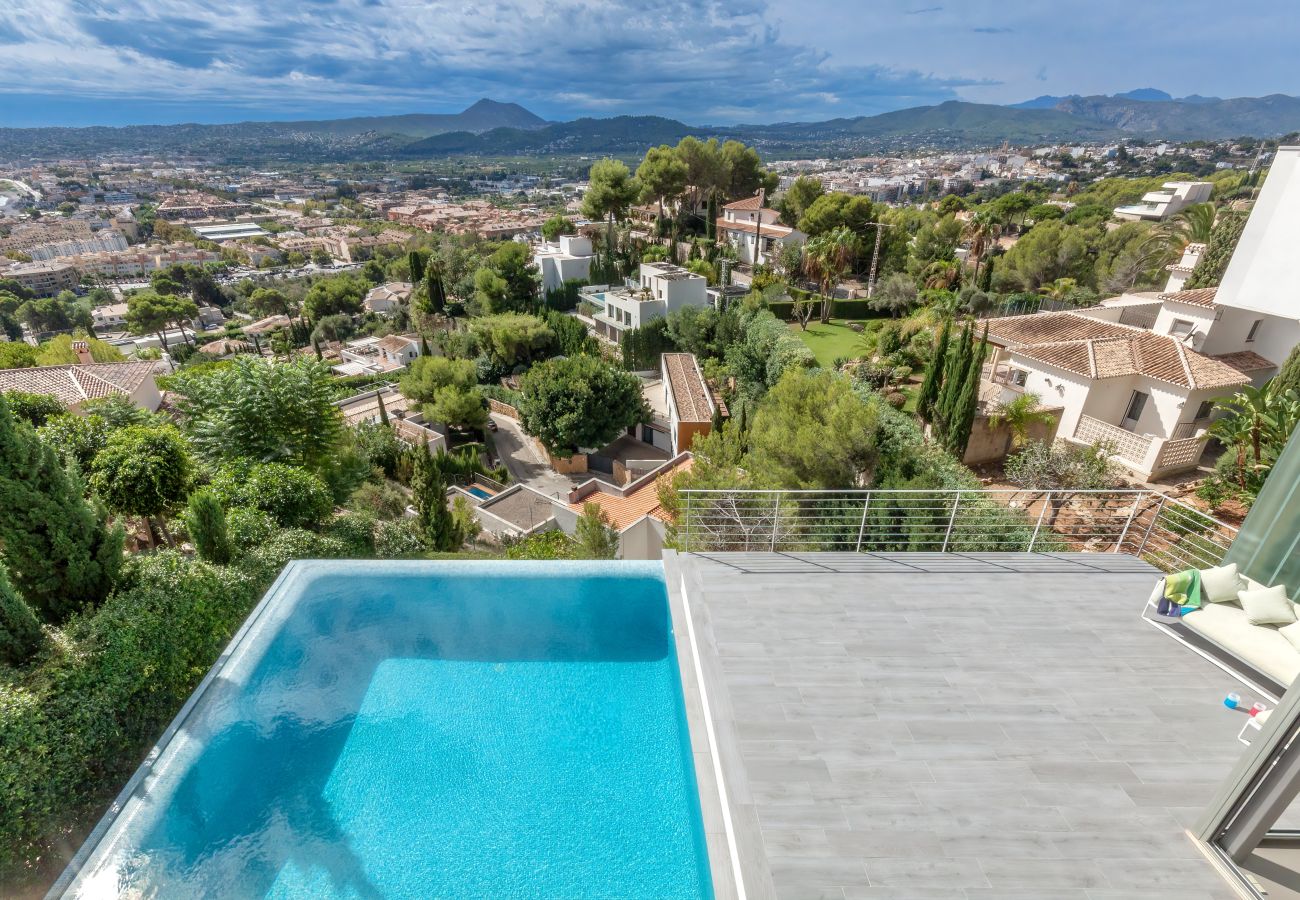 Villa en Javea / Xàbia - Tu oasis de paz en Jávea: Villa con piscina privada y vistas al mar