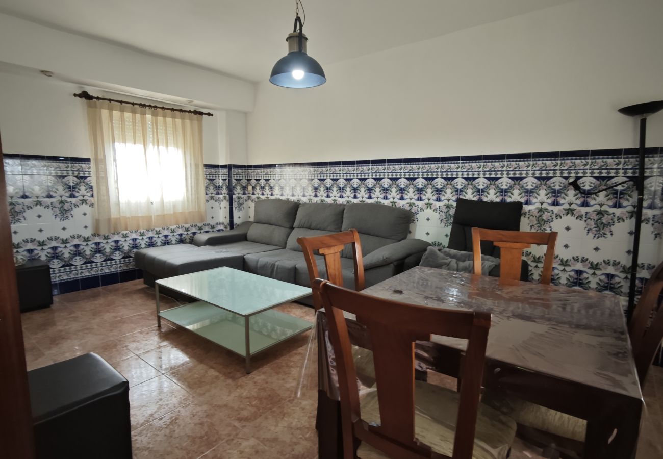 Casa en Alboraya - Serenidad junto al Mar: Acogedora Casa con Jardín y Terraza en Alboraya