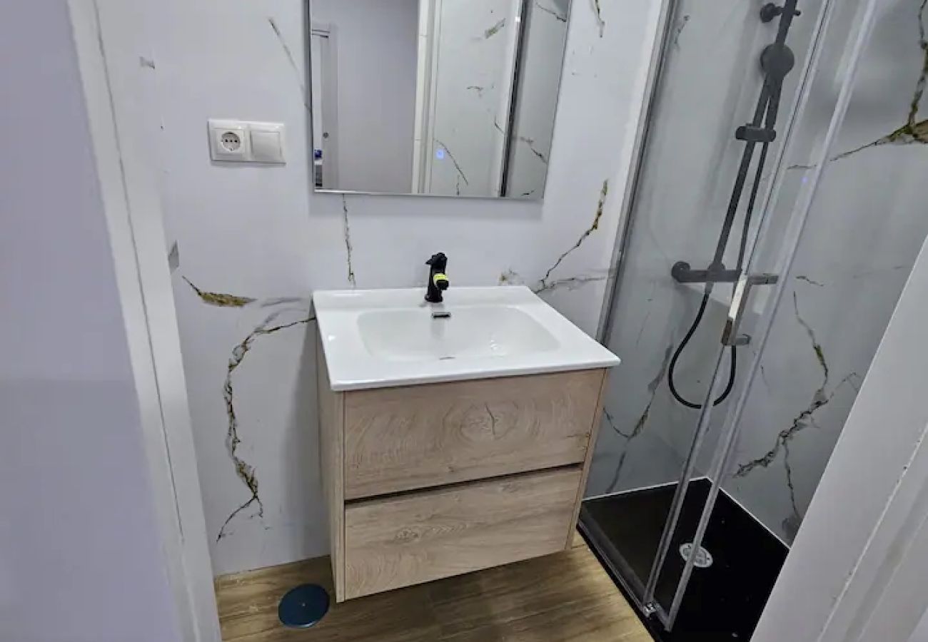 Apartamento en Madrid - Ubicación ideal en Madrid | Apartamento acogedor para 2