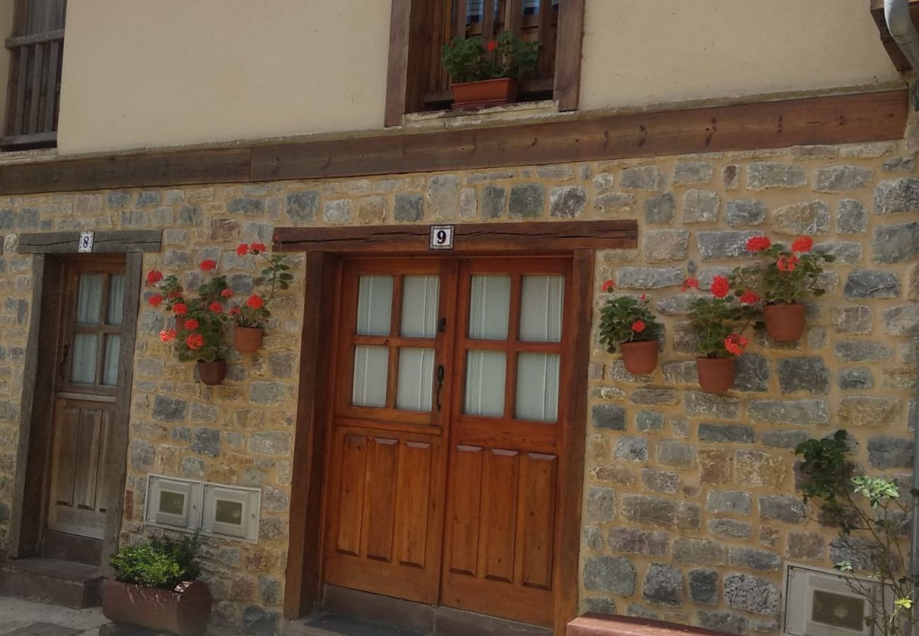 Casa en Camaleño - Casa Soles acogedora en Camaleño con vistas a Picos de Europa