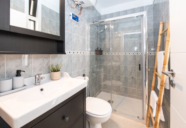 Apartamento en Arona - Costa del Silencio: Terraza privada  y piscina  Apartamento en Arona - Costa del Silencio: Terraza privada  y piscina