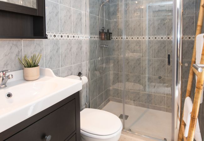 Apartamento en Arona - Costa del Silencio: Terraza privada  y piscina  Apartamento en Arona - Costa del Silencio: Terraza privada  y piscina
