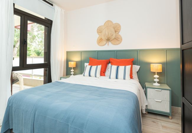 Apartamento en Arona - Costa del Silencio: Terraza privada  y piscina  Apartamento en Arona - Costa del Silencio: Terraza privada  y piscina
