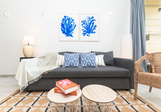 Apartamento en Arona - Costa del Silencio: Terraza privada  y piscina  Apartamento en Arona - Costa del Silencio: Terraza privada  y piscina