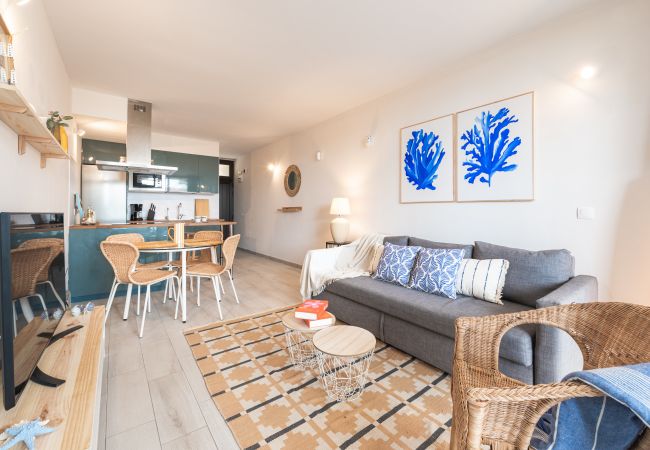 Apartamento en Arona - Costa del Silencio: Terraza privada  y piscina  Apartamento en Arona - Costa del Silencio: Terraza privada  y piscina