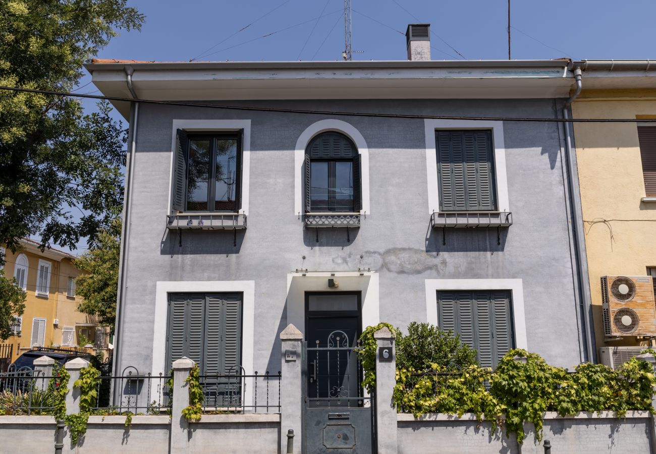 Estudio en Madrid - Ático acogedor en el corazón de Salamanca