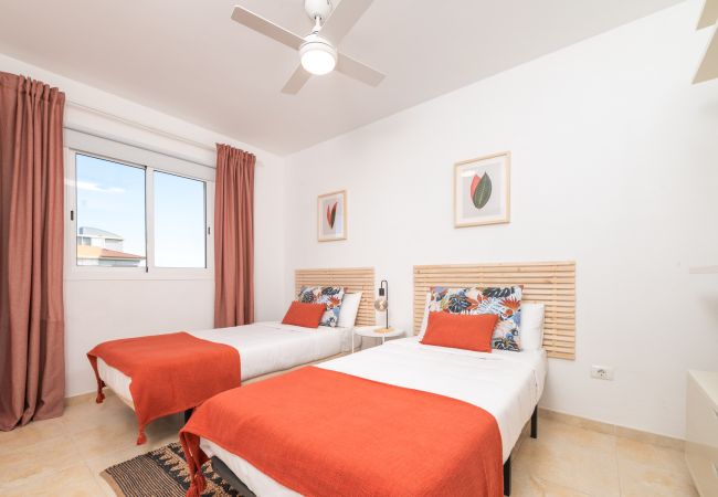 Apartamento en Güimar - Relax familiar con terraza y piscina Güímar Apartamento en Güimar - Relax familiar con terraza y piscina Güímar