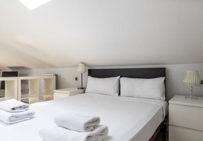 Estudio en Madrid - Ático en Madrid - Ideal para parejas Estudio en Madrid - Ático en Madrid - Ideal para parejas