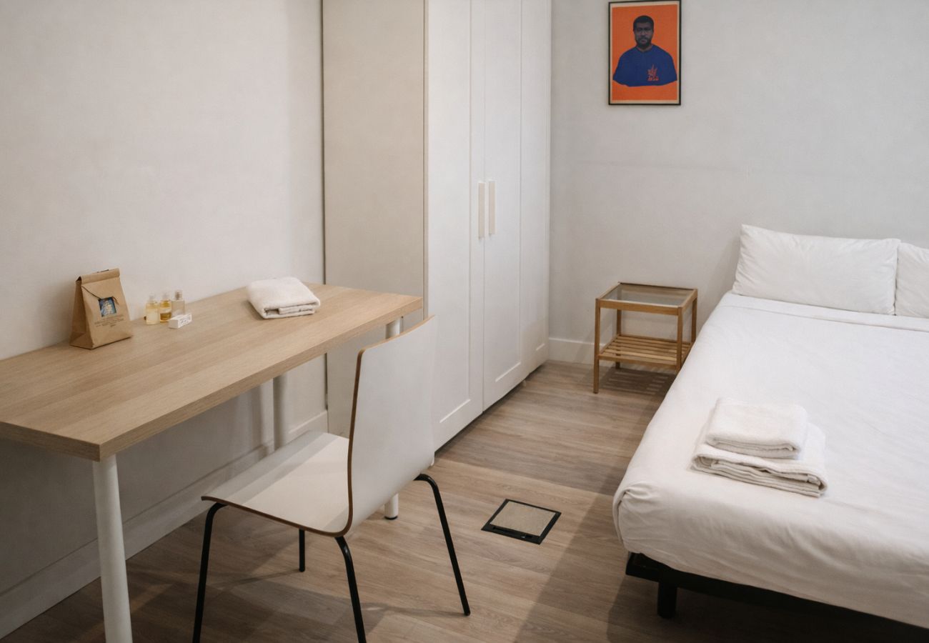 Apartamento en Madrid - Increíble Ubicación - Habitación en Madrid