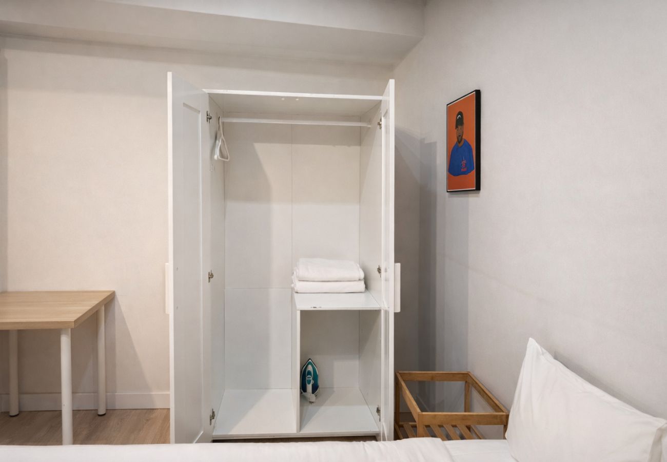 Apartamento en Madrid - Increíble Ubicación - Habitación en Madrid