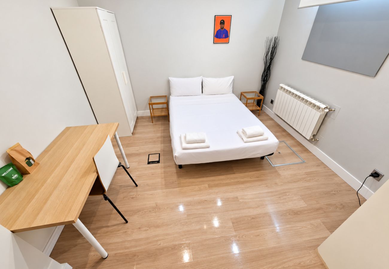 Alquiler por habitaciones en Madrid - Increíble Ubicación - Habitación en Madrid