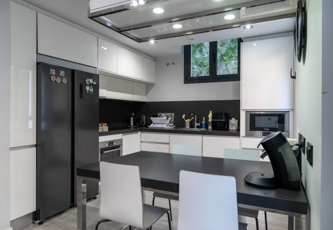 Alquiler por habitaciones en Madrid - Habitación en Madrid - Ideal para viajeros solos  Alquiler por habitaciones en Madrid - Habitación en Madrid - Ideal para viajeros solos