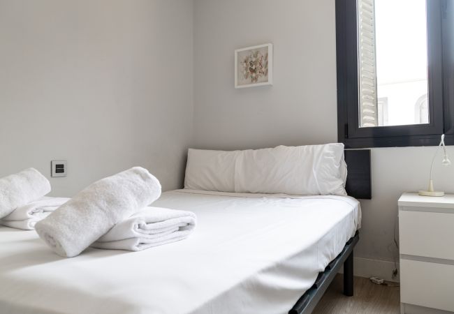 Alquiler por habitaciones en Madrid - Asombroso Alojamiento - Habitación en Madrid Alquiler por habitaciones en Madrid - Asombroso Alojamiento - Habitación en Madrid