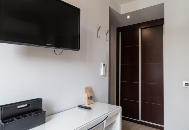 Alquiler por habitaciones en Madrid - Asombroso Alojamiento - Habitación en Madrid Alquiler por habitaciones en Madrid - Asombroso Alojamiento - Habitación en Madrid