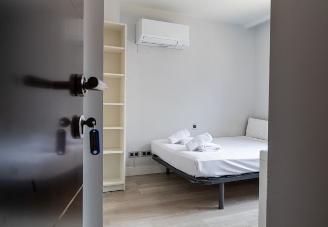 Alquiler por habitaciones en Madrid - Asombroso Alojamiento - Habitación en Madrid Alquiler por habitaciones en Madrid - Asombroso Alojamiento - Habitación en Madrid