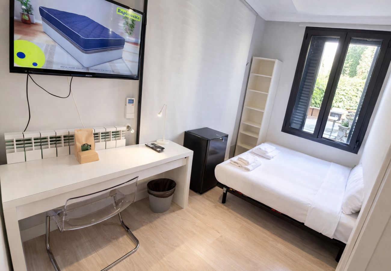 Apartamento en Madrid - Asombroso Alojamiento - Habitación en Madrid