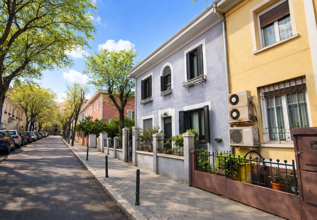 Apartamento en Madrid - Asombroso Alojamiento - Habitación en Madrid