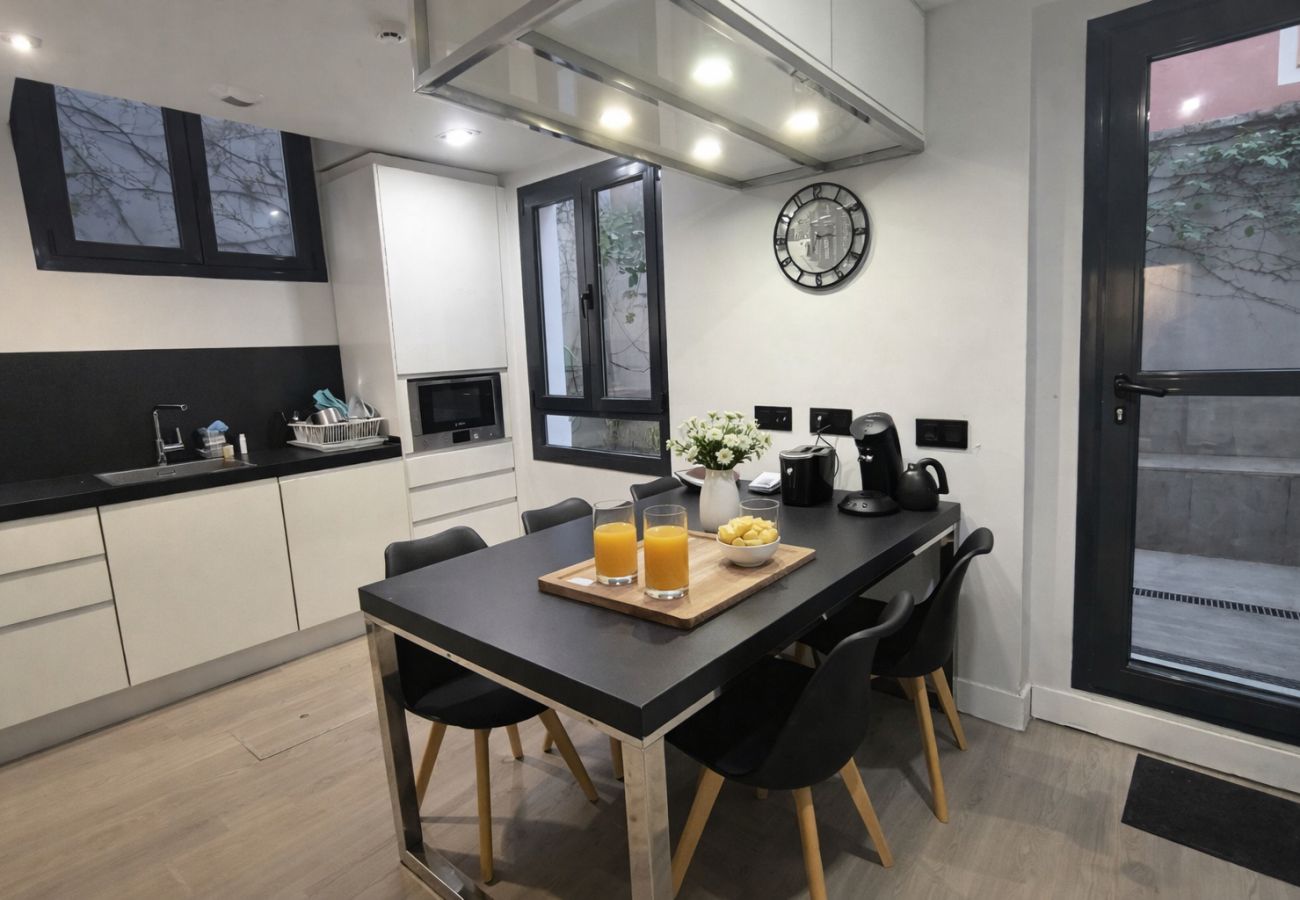 Apartamento en Madrid - Asombroso Alojamiento - Habitación en Madrid