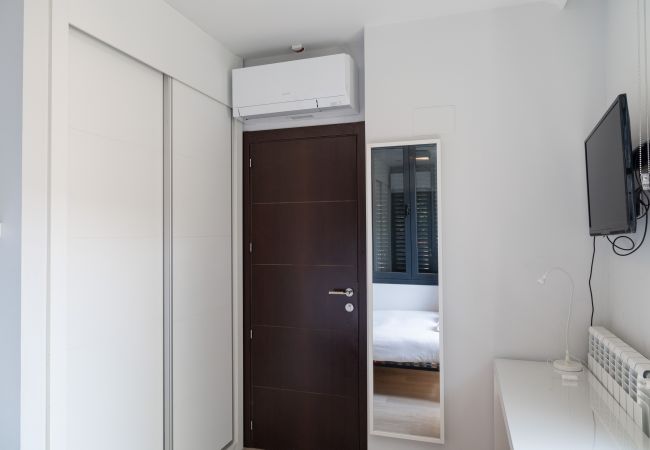 Alquiler por habitaciones en Madrid - Habitación cerca a Pilar de Zaragoza Alquiler por habitaciones en Madrid - Habitación cerca a Pilar de Zaragoza
