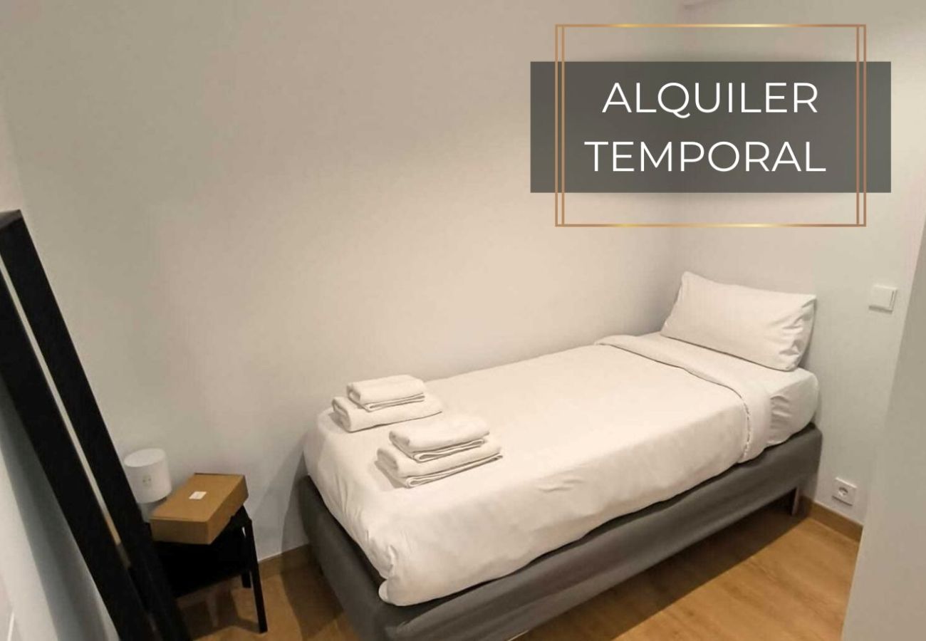 Alquiler por habitaciones en Madrid - Increible Habitación en Chamartín Alquiler por habitaciones en Madrid - Increible Habitación en Chamartín