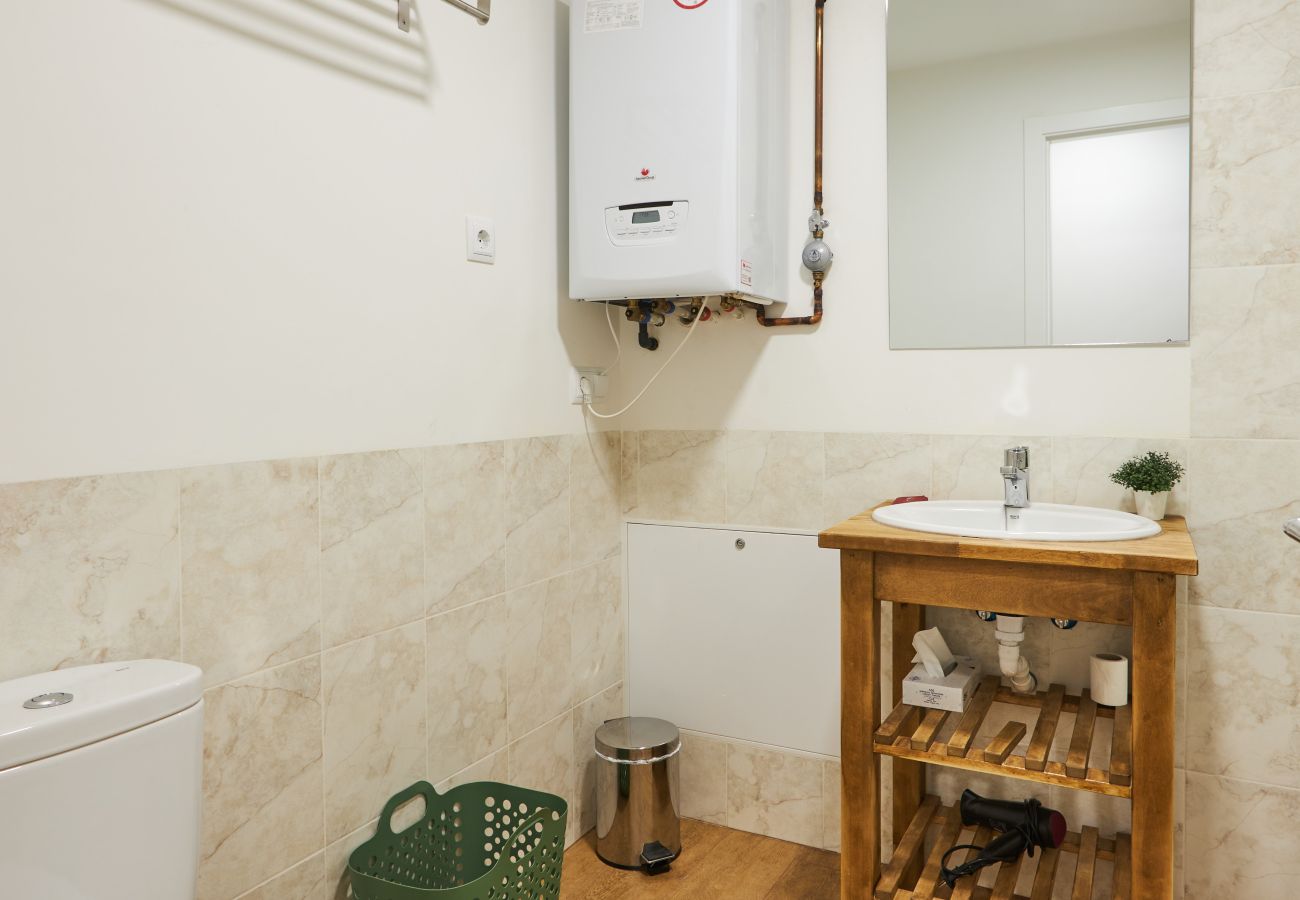 Apartamento en Ávila - El Cuartel: Vive la Paz en el Corazón de Ávila