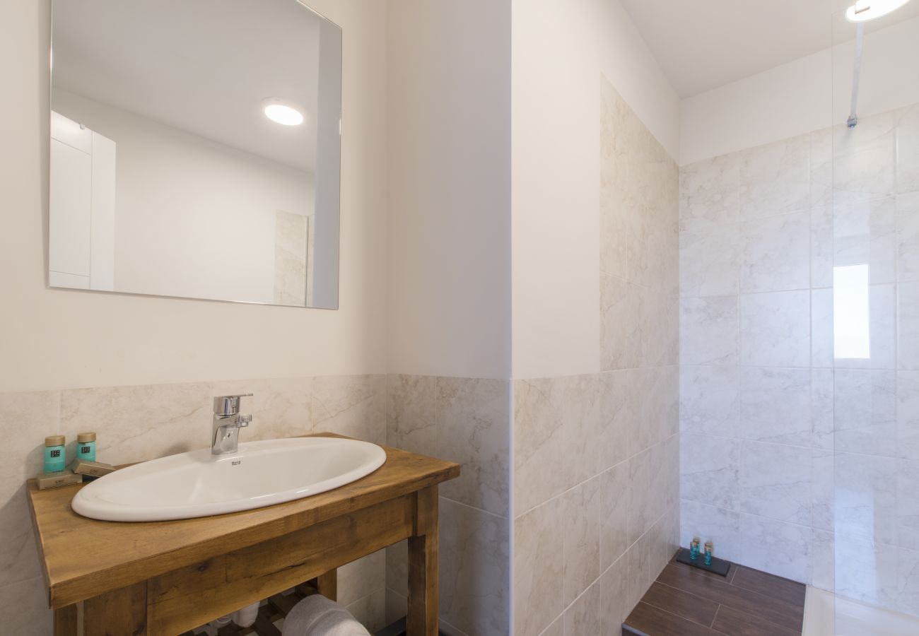 Apartamento en Ávila -  Enjoy the tranquility of Ávila in a cozy apartment 🏡✨