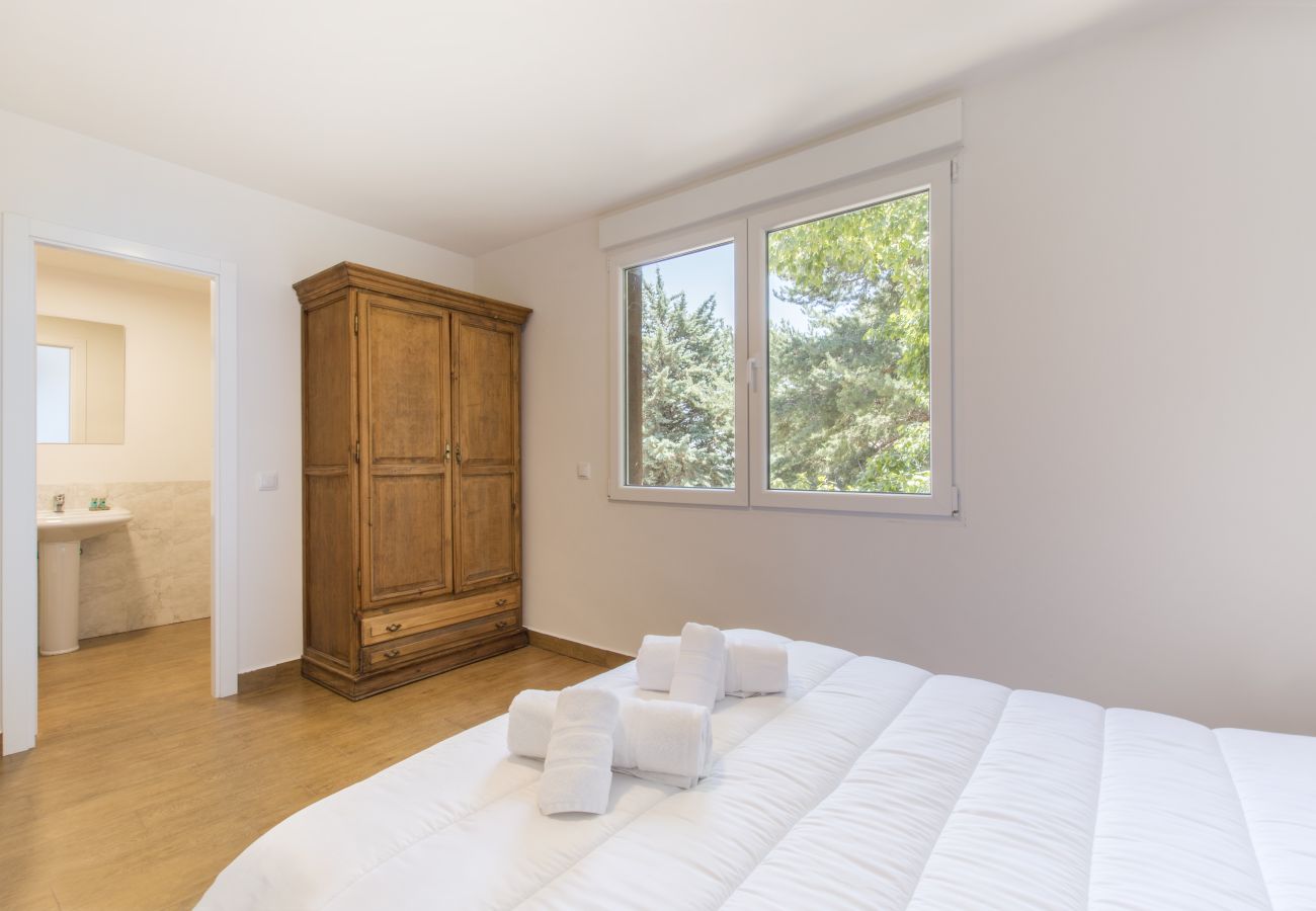 Apartamento en Ávila -  Enjoy the tranquility of Ávila in a cozy apartment 🏡✨