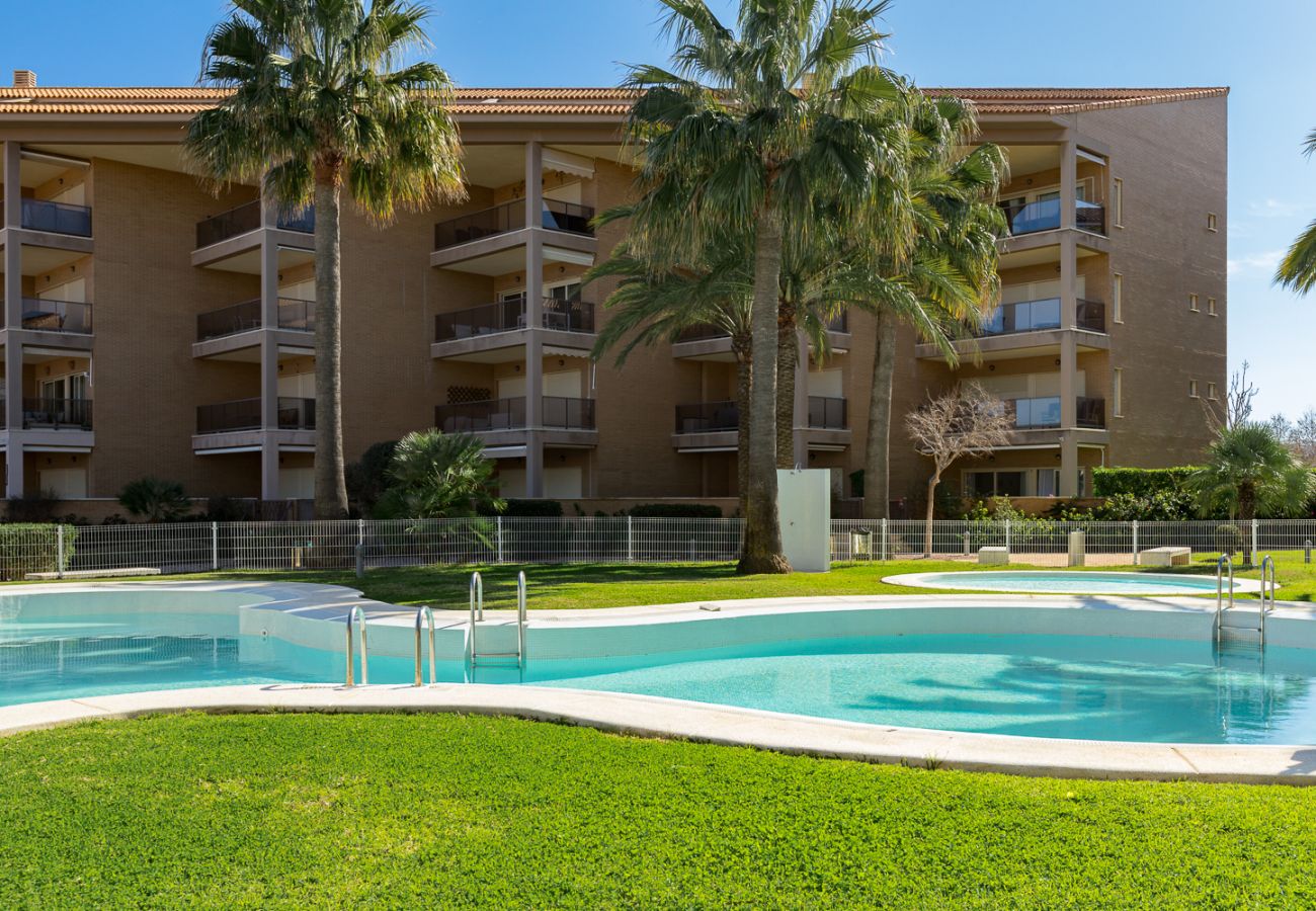 Apartamento en Javea / Xàbia - Luminoso Apartamento con Balcón y Piscina en Jávea